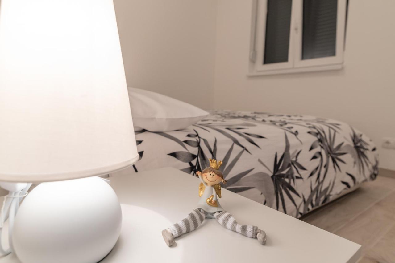 Apartman Pjer Trogir Ngoại thất bức ảnh